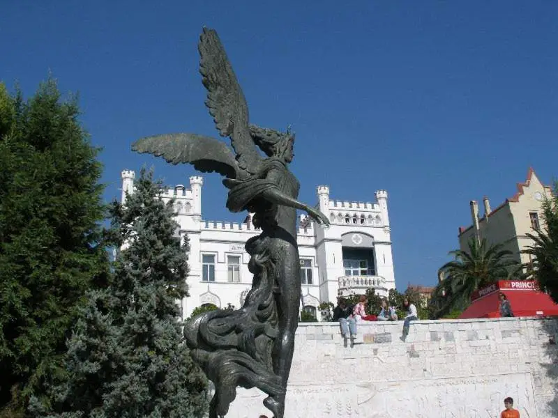 Kavala 11